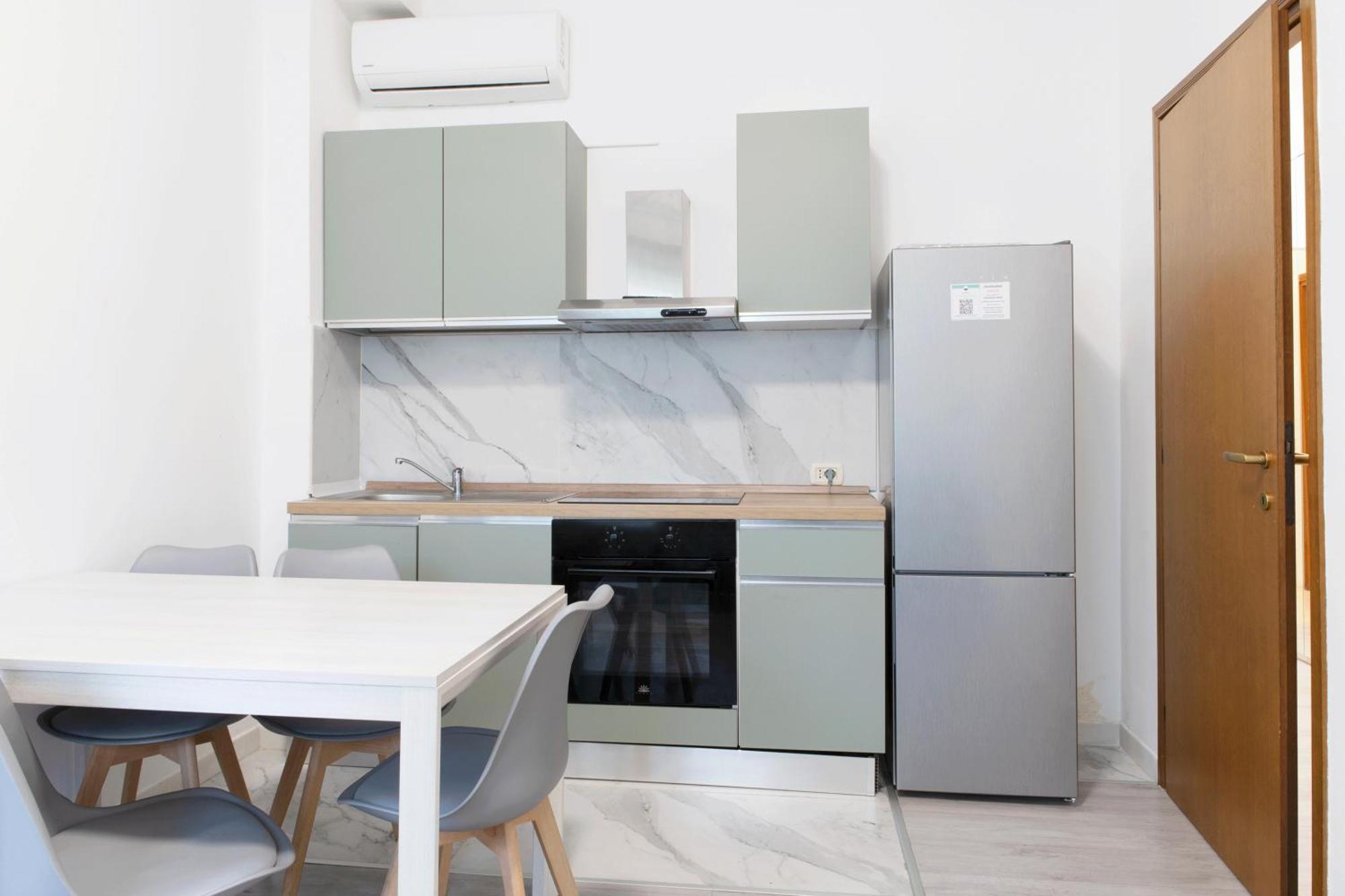 Toma Apartment Trilocale Moderno Per Max 6 Persone Milano Exteriör bild